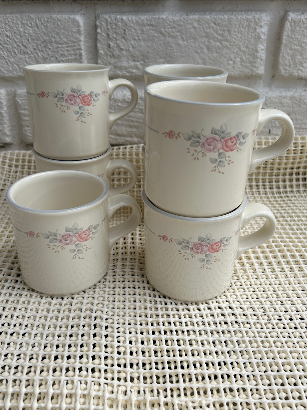 Pfaltzgraff Trousseau  Coffee Cups Mugs Set Of 5 Stoneware Mugs